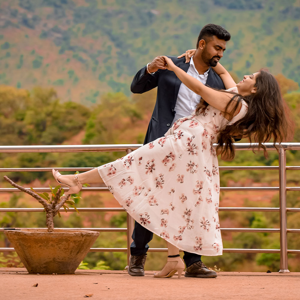 Pre Wedding Photography Services in Ranchi
